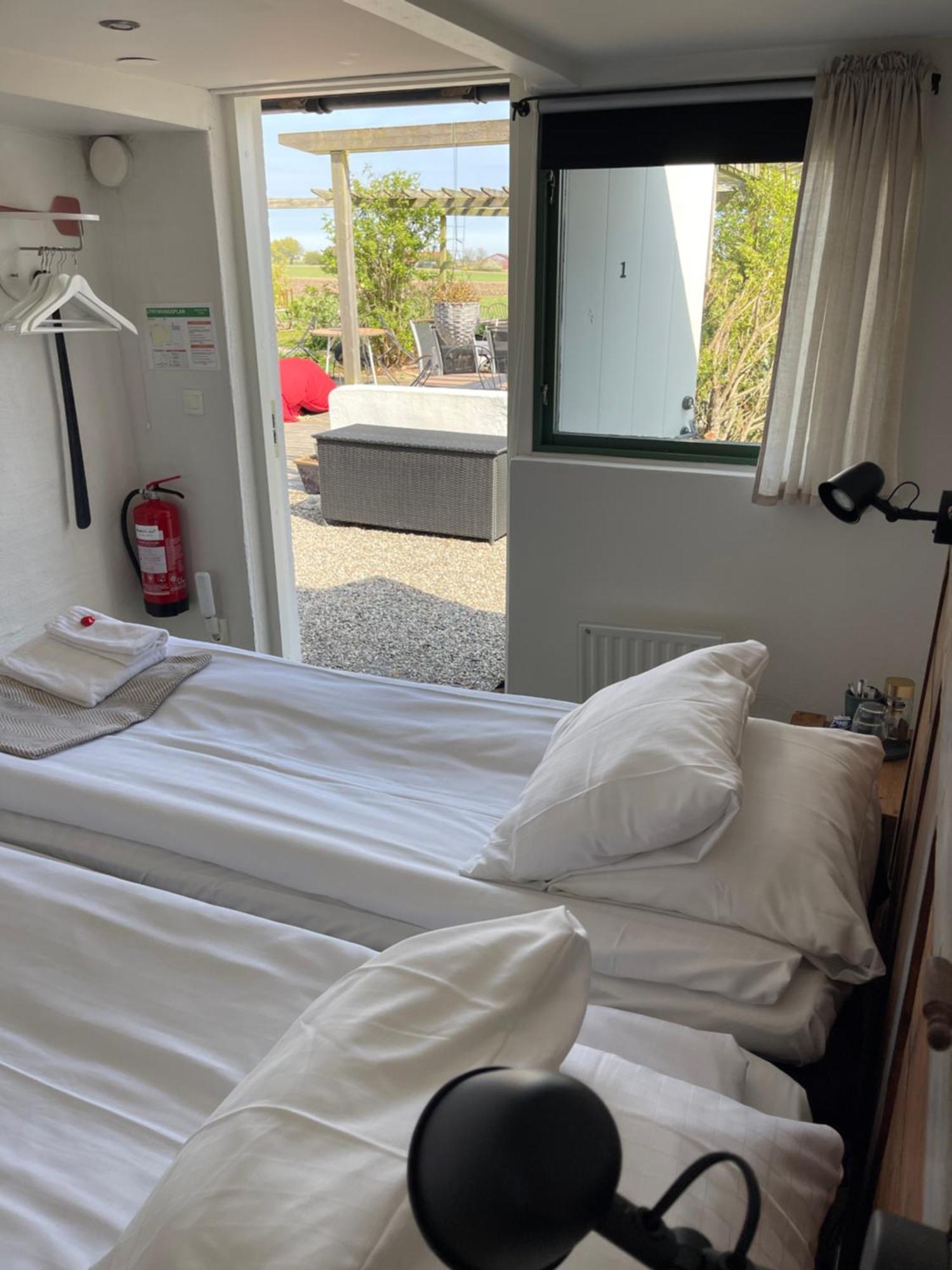 Peppinge Bed & Breakfast Löderup Екстериор снимка